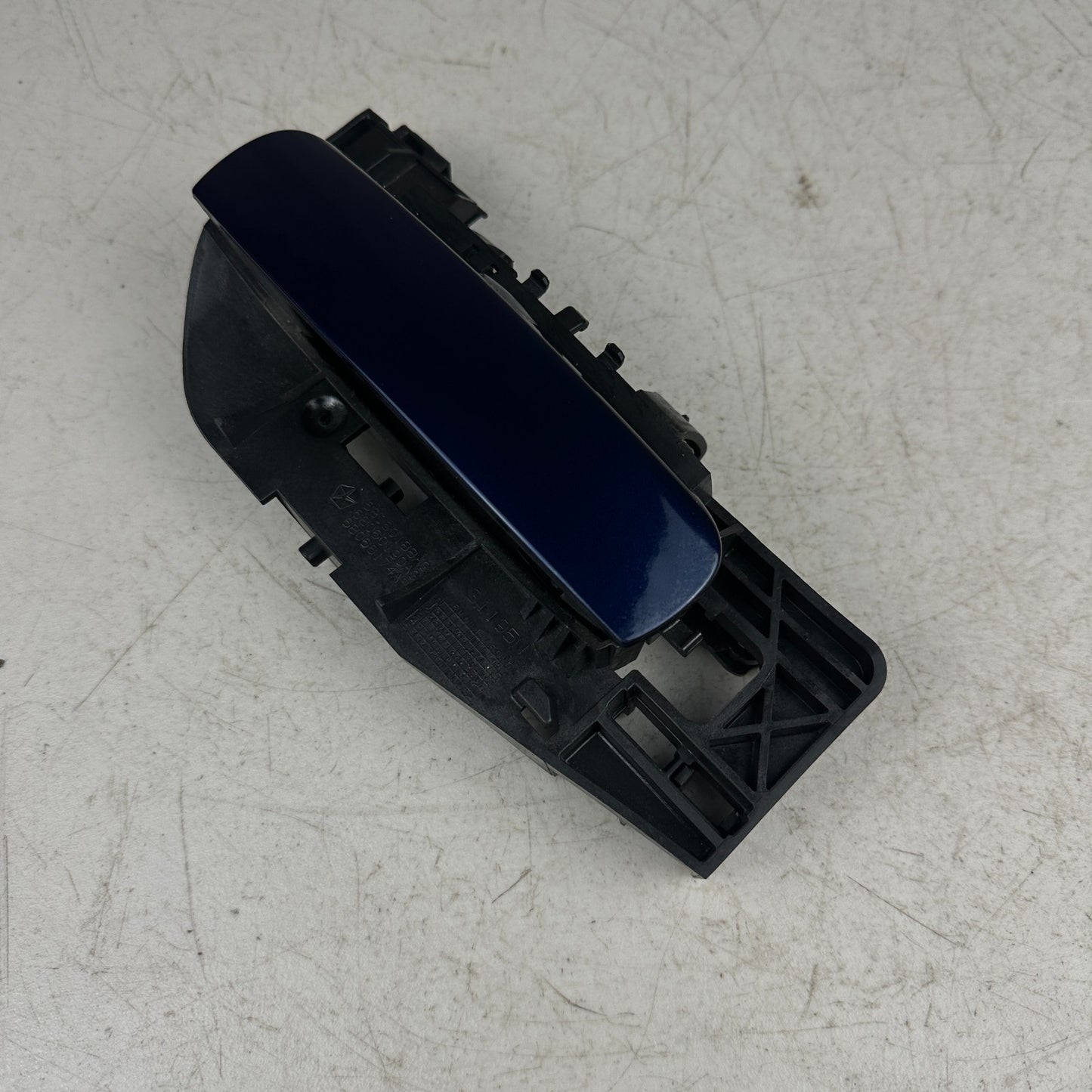 2011-2023 DODGE CHALLENGER FRONT RIGHT SIDE DOOR EXTERIOR HANDLE BLUE 68066174AG