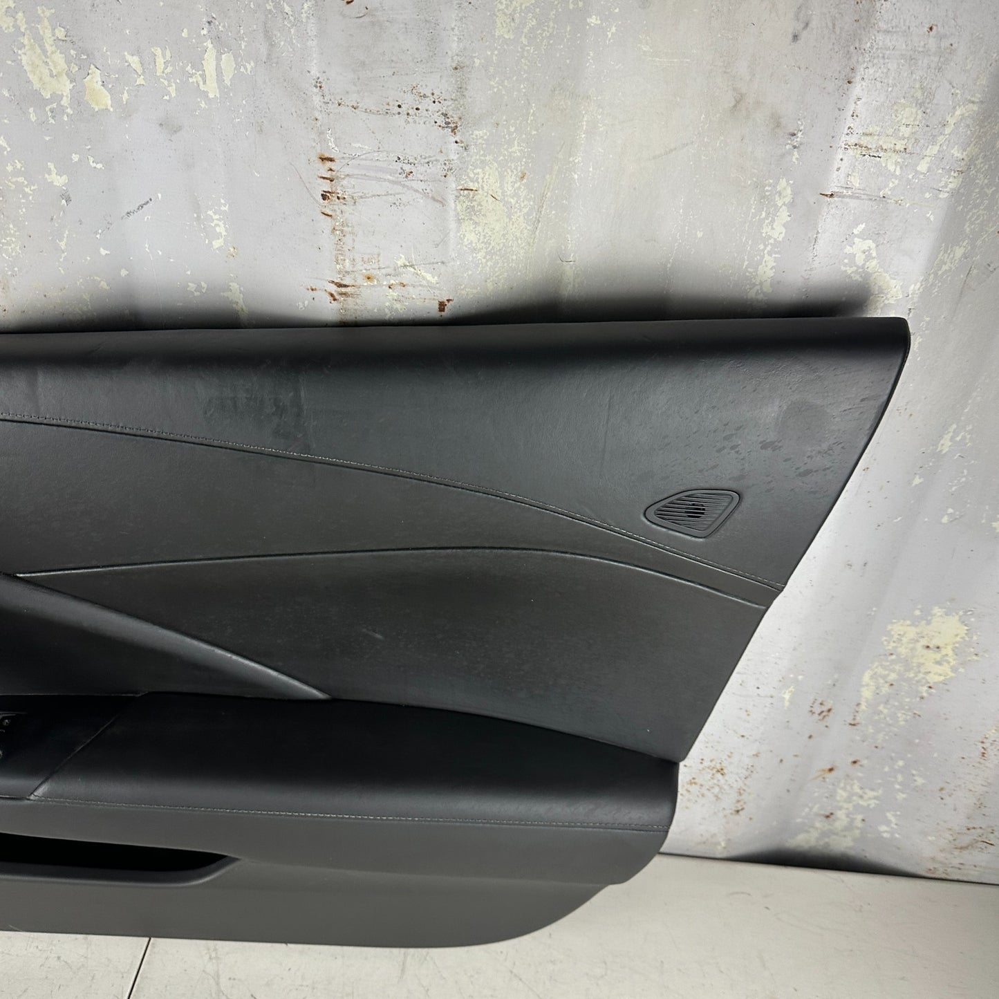 2014-2019 CHEVROLET CORVETTE C7 FRONT RIGHT SIDE INTERIOR DOOR PANEL BLACK OEM