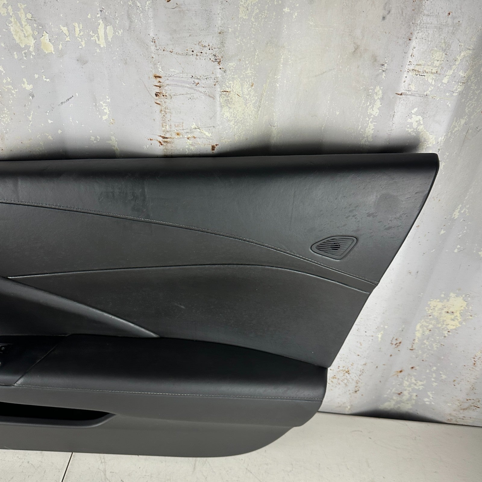 2014-2019 CHEVROLET CORVETTE C7 FRONT RIGHT SIDE INTERIOR DOOR PANEL BLACK OEM