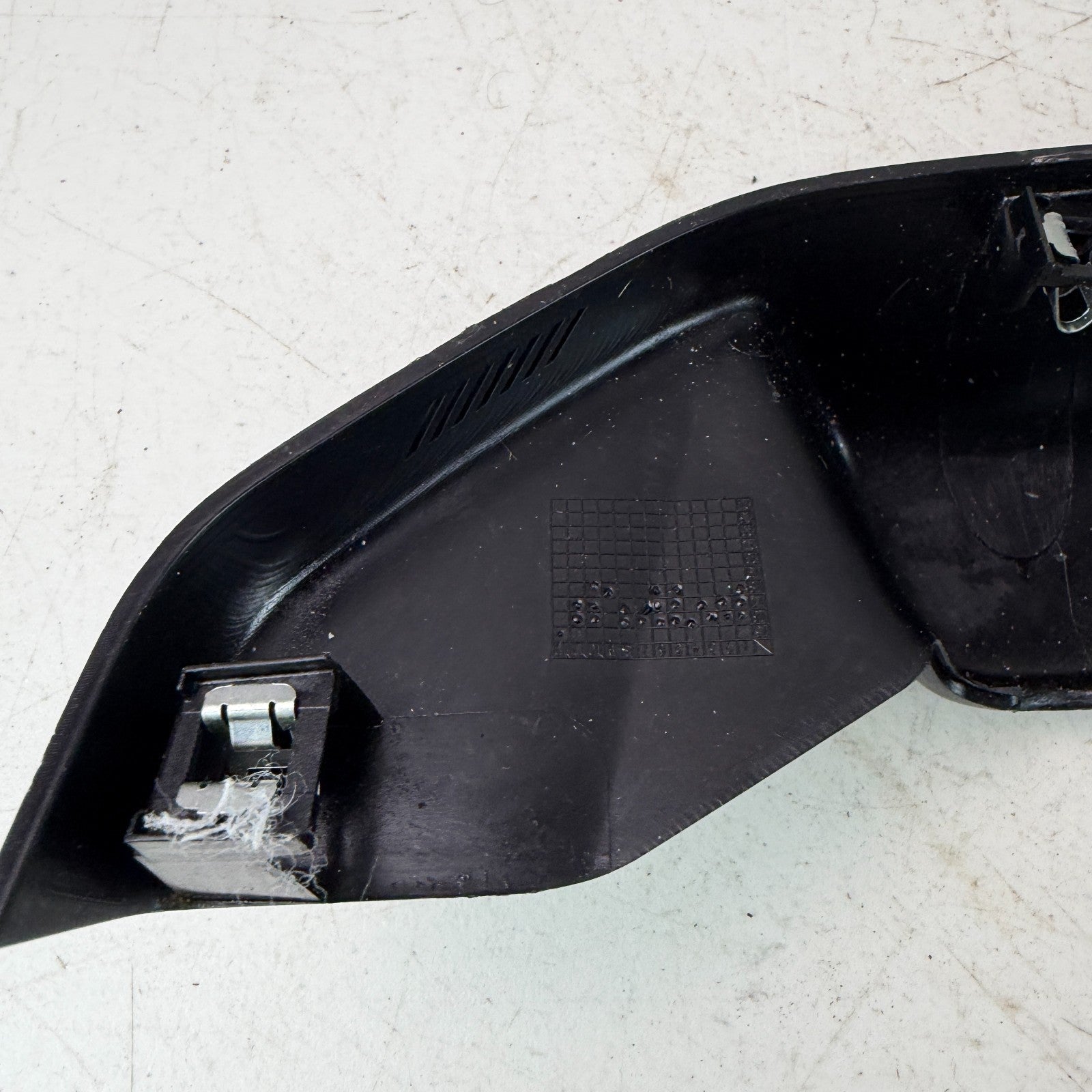 2017-2024 MASERATI LEVANTE INTERIOR REAR VIEW MIRROR COVER TRIM 670040422 OEM