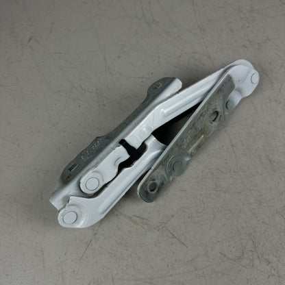 2016-2023 CHEVROLET CAMARO REAR LEFT SIDE TRUNK DECK LID HINGE SUPPORT WHITE OEM