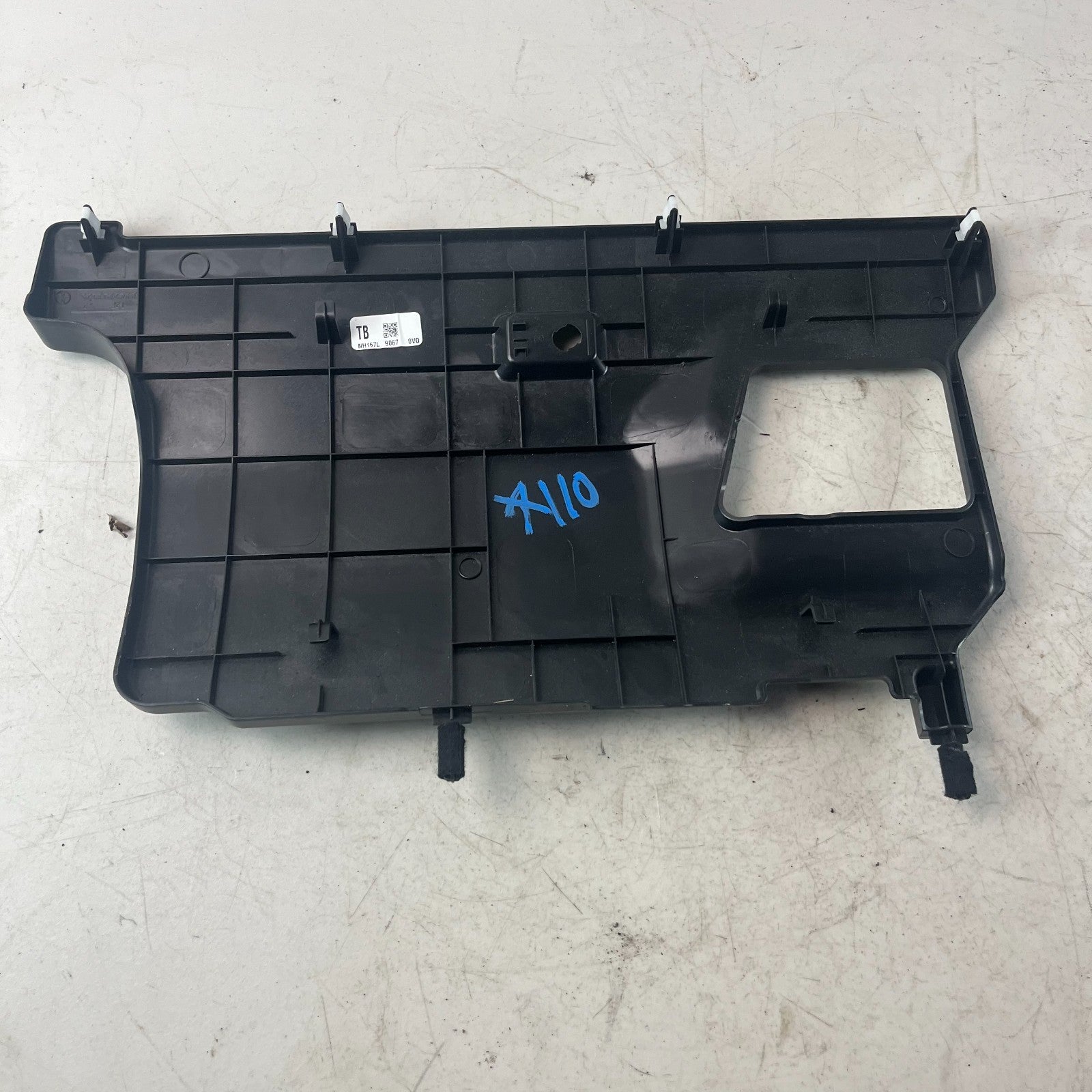 2013-2017 HONDA ACCORD FRONT PASSENGER SIDE INSTRUMENT PANEL COVER 77345-T2G-A0