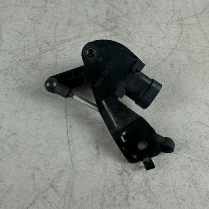 2016-24 CHEVROLET CAMARO REAR RIGHT SIDE SUSPENSION RIDE HEIGHT LEVEL SENSOR OEM