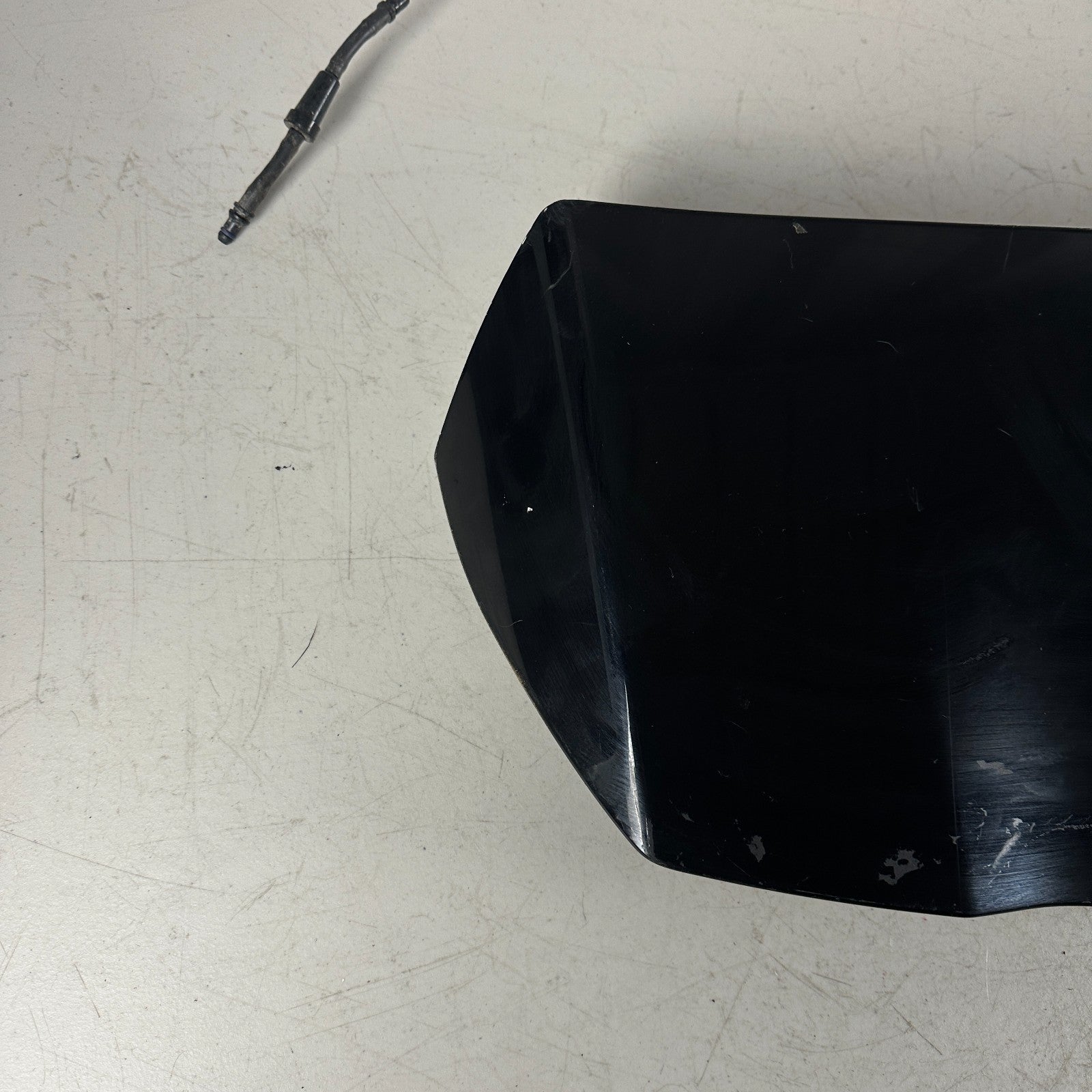 2020 - 2024 FORD EXPLORER REAR TAILGATE LIFTGATE UPPER SPOILER WING BLACK OEM
