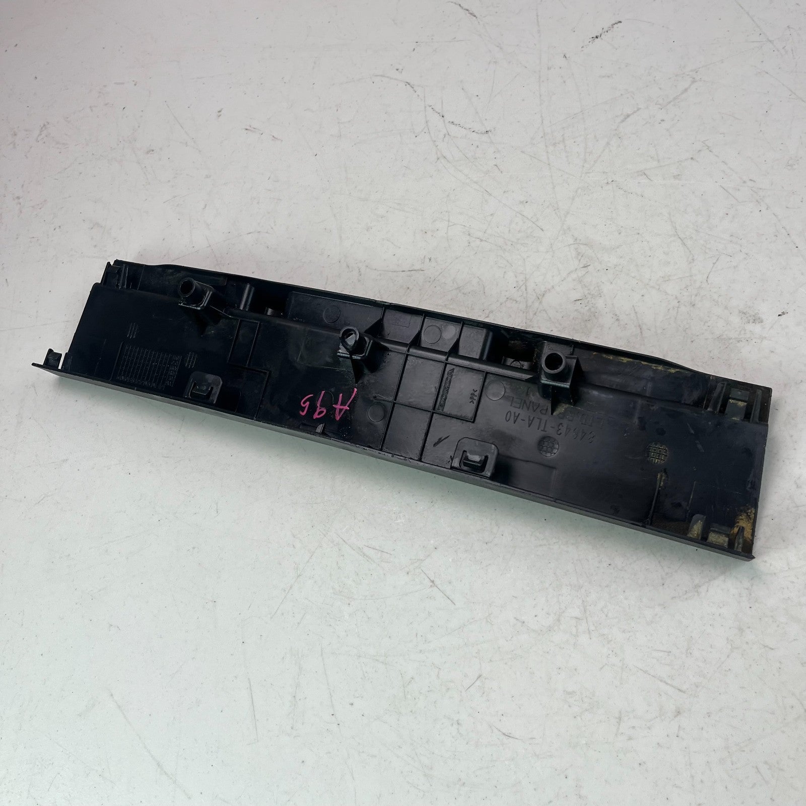 2017-2022 HONDA CR-V CRV REAR TAILGATE TRUNK LOADING SILL SCUFF PLATE TRIM OEM