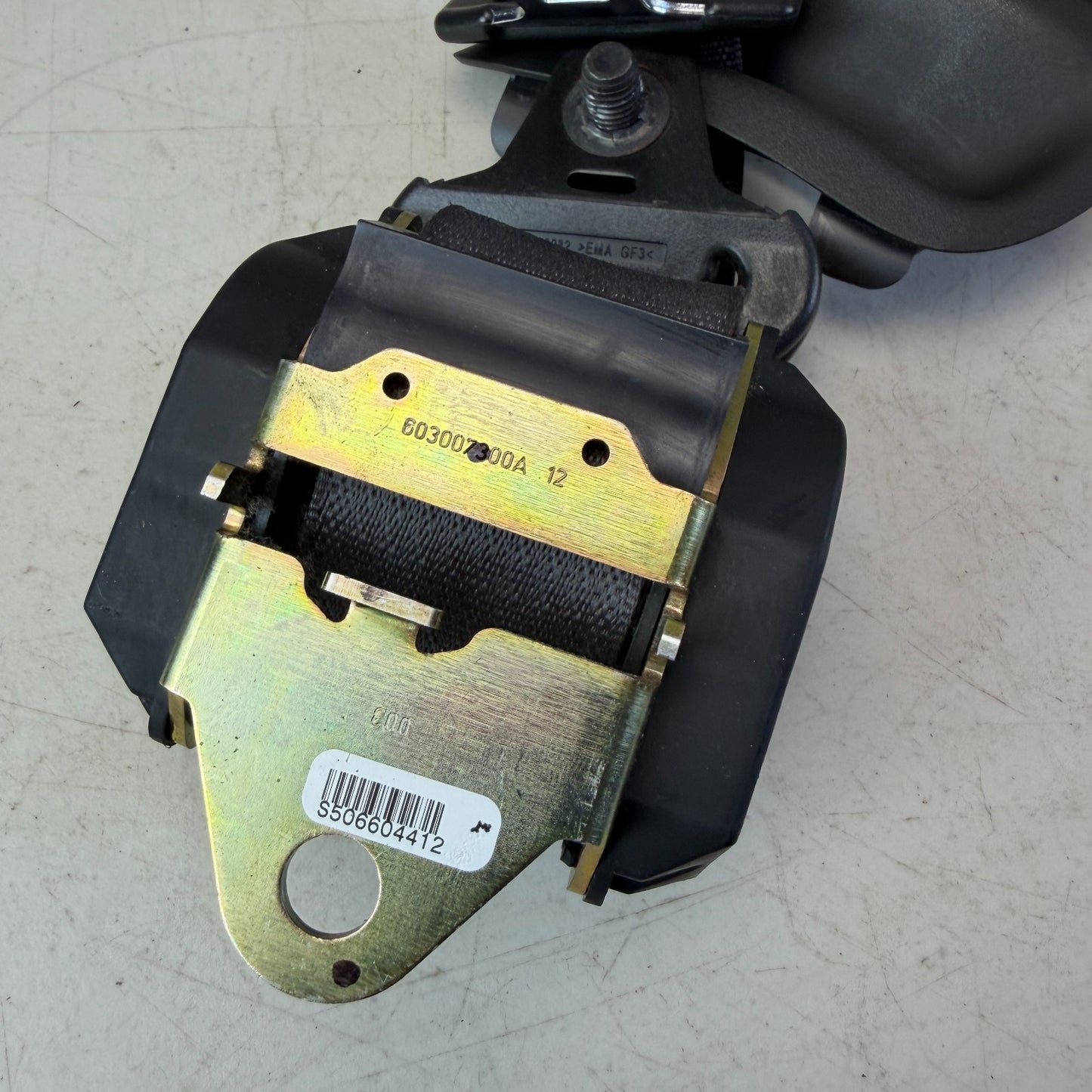 05-13 CHEVROLET CORVETTE C6 FRONT LEFT SEATBELT SEAT BELT RETRACTOR BLACK OEM