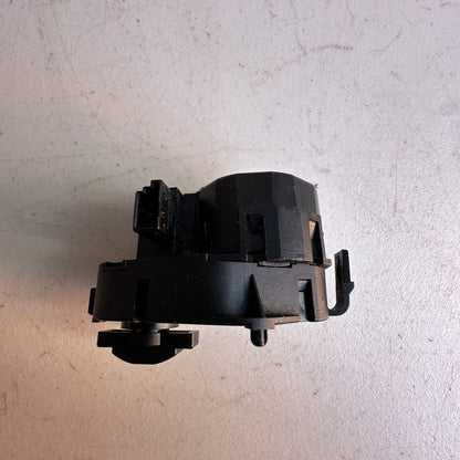 2006 - 2010 BMW 535 XI HVAC FLAP/ SERVO AIR MOTOR ACTUATORPN 6 942 993 OEM