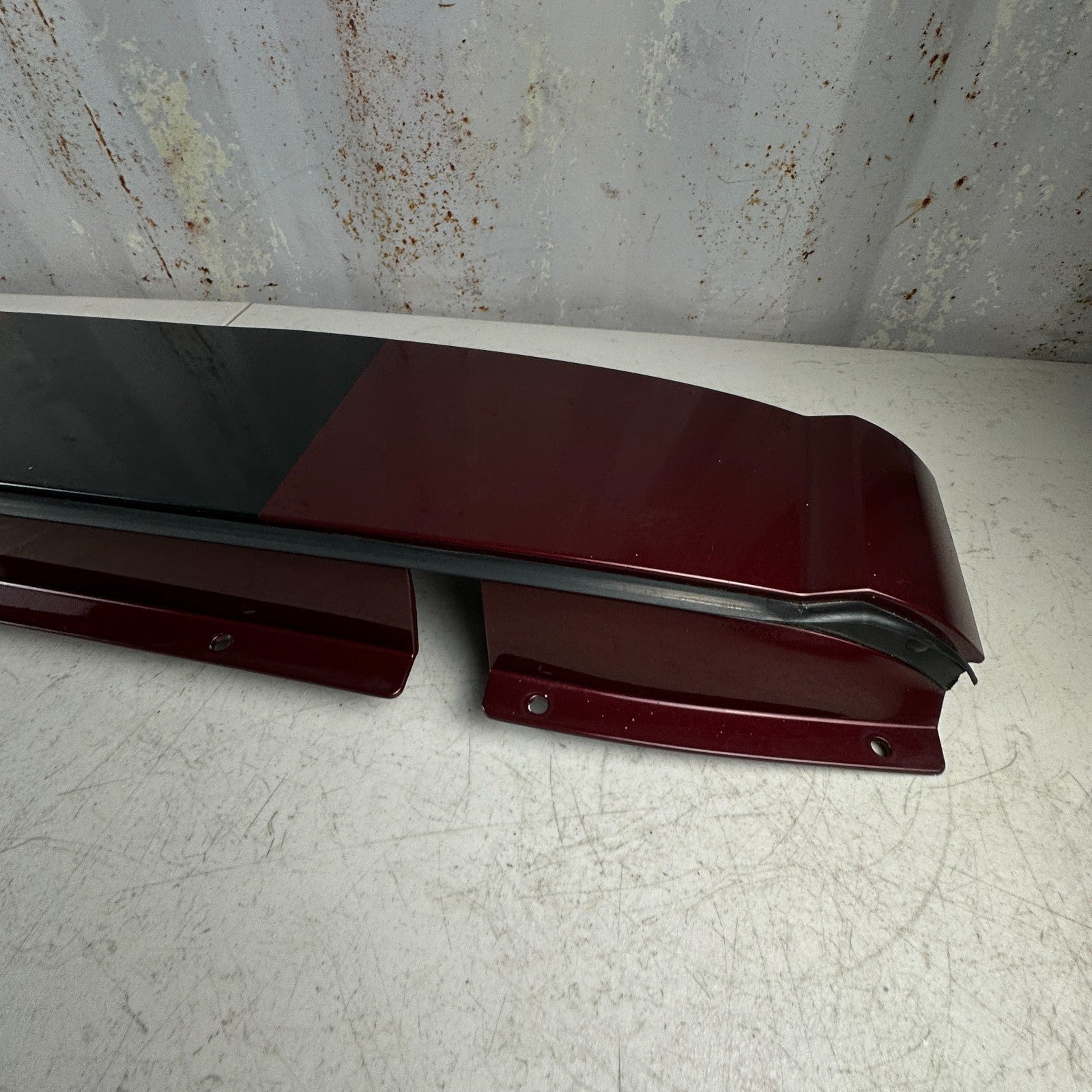 14-19 CHEVY CORVETTE REAR HARD TOP ROOF EXTENSION COVER PANEL LONG BEACH RED OEM