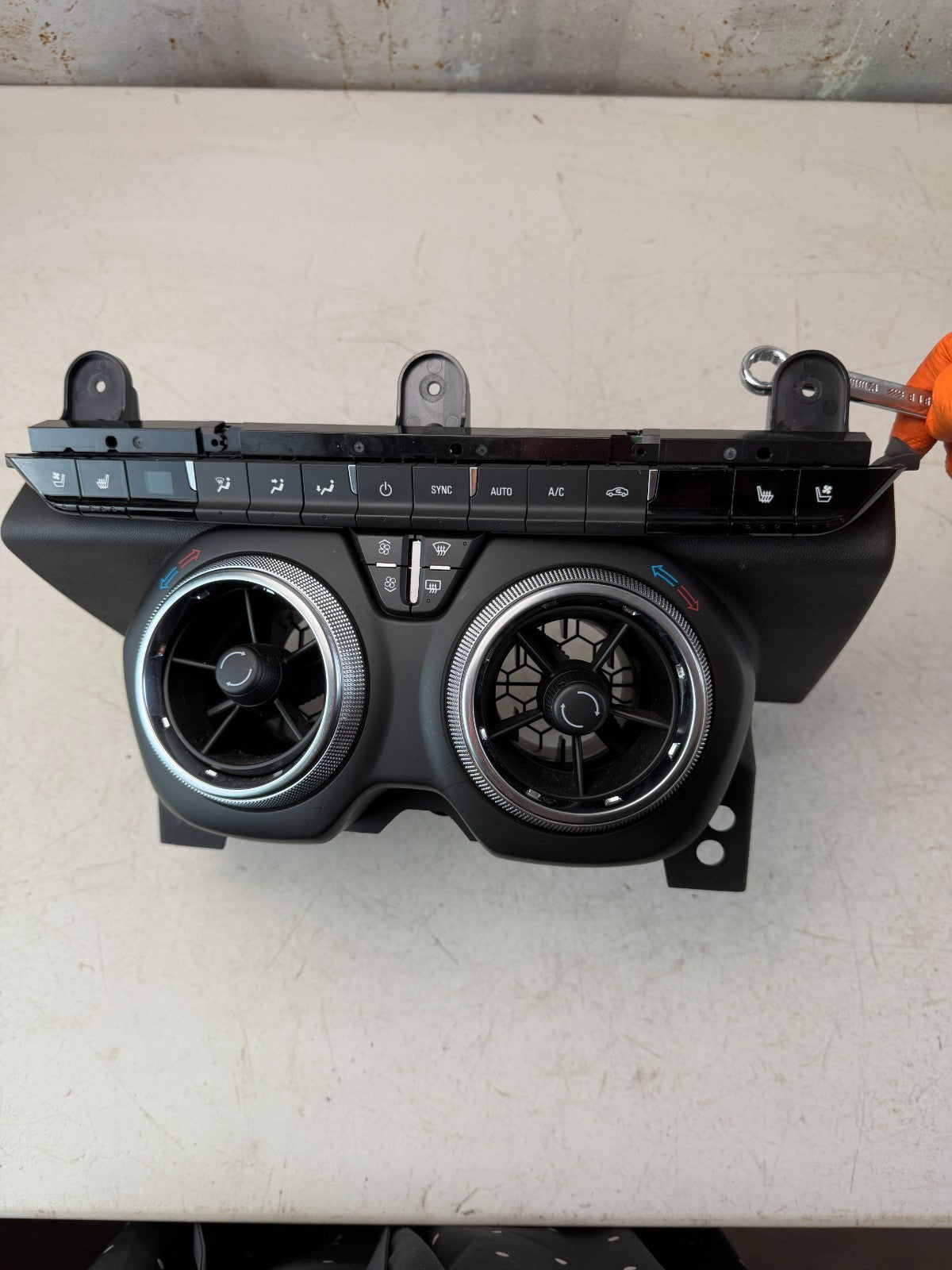 2016-2024 CHEVROLET CAMARO ZL1 TEMPERATURE AC HEATER CLIMATE CONTROL 84441501