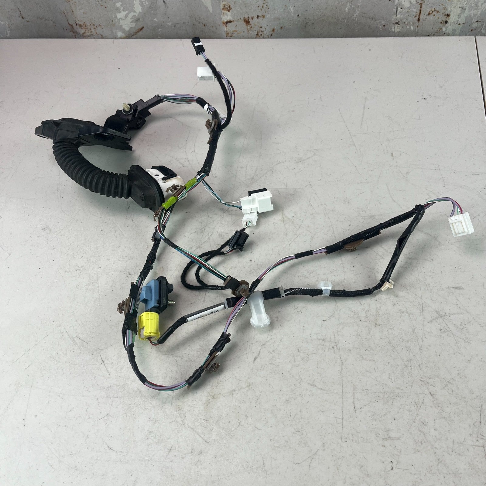 2020-2025 TOYOTA COROLLA FRONT RIGHT DOOR WIRE WIRING HARNESS 82151-12N50 OEM