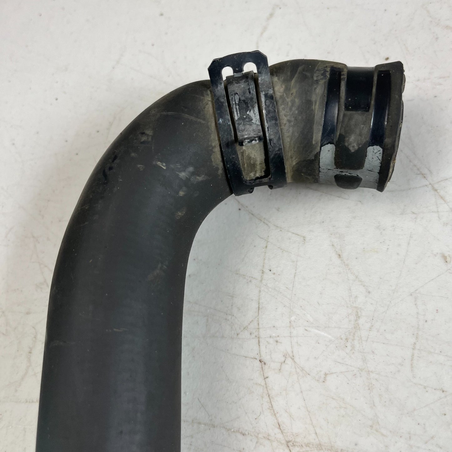 2005-2013 CHEVROLET CORVETTE C6 UPPER RADIATOR COOLING COOLANT HOSE TUBE OEM