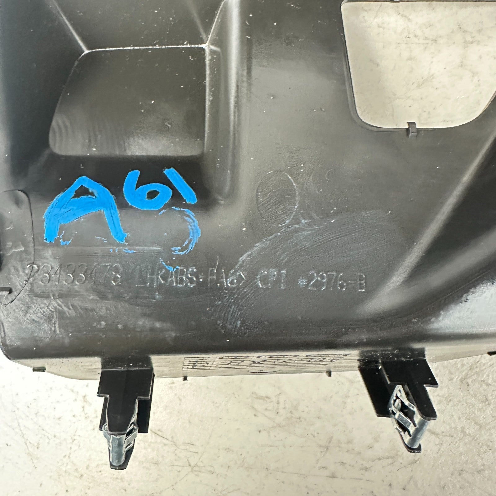 2014-2019 CHEVROLET CORVETTE REAR LEFT DRIVER SIDE QUARTER TRIM COVER PANEL OEM