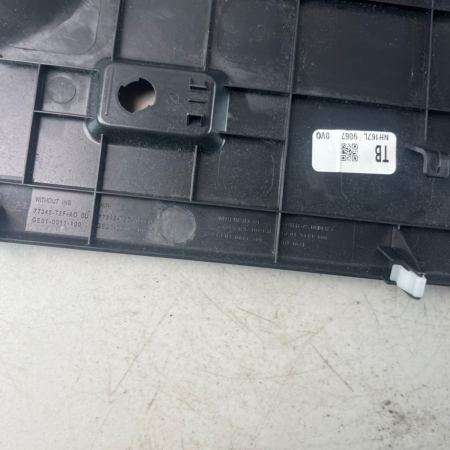2013-2017 HONDA ACCORD FRONT PASSENGER SIDE INSTRUMENT PANEL COVER 77345-T2G-A0