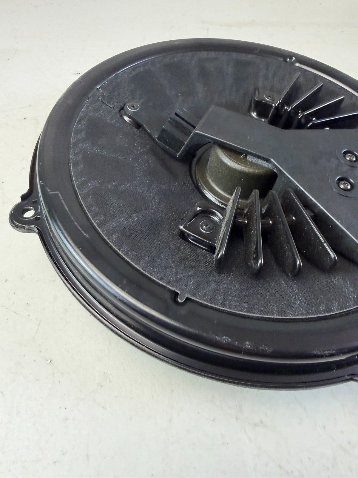 2005-2013 CHEVROLET CORVETTE BOSE LEFT OR RIGHT DOOR SUBWOOFER SPEAKER 10383566