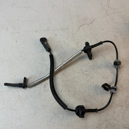 2016-2024 CHEVY CAMARO FRONT LEFT / RIGHT ABS WHEEL SPEED SENSOR 86790706 OEM
