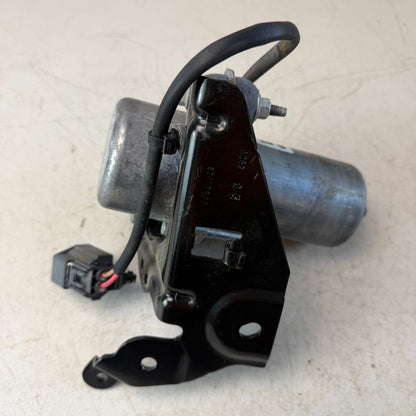 2016-2024 CHEVROLET CAMARO ZL1 POWER BRAKE BOOSTER VACUUM AIR PUMP 84488713 OEM