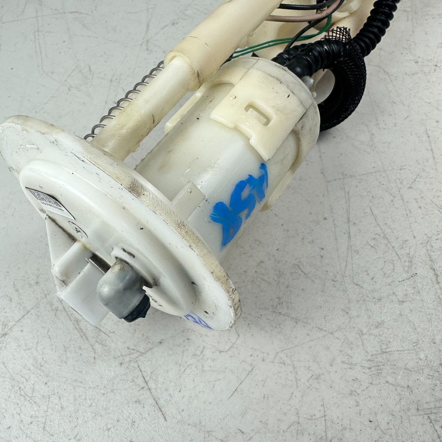 05-13 CHEVROLET CORVETTE CADILLAC XLR LEFT FUEL PUMP MODULE ASSEMBLY TANK OEM