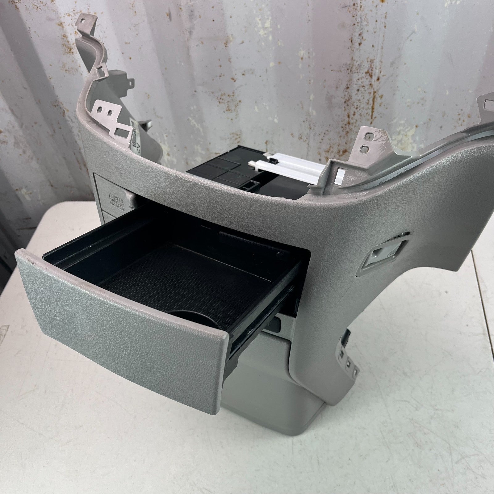 2011-2013 HONDA ODYSSEY FRONT LOWER CENTER DASH STORAGE BOX POWER OUTLET AASY