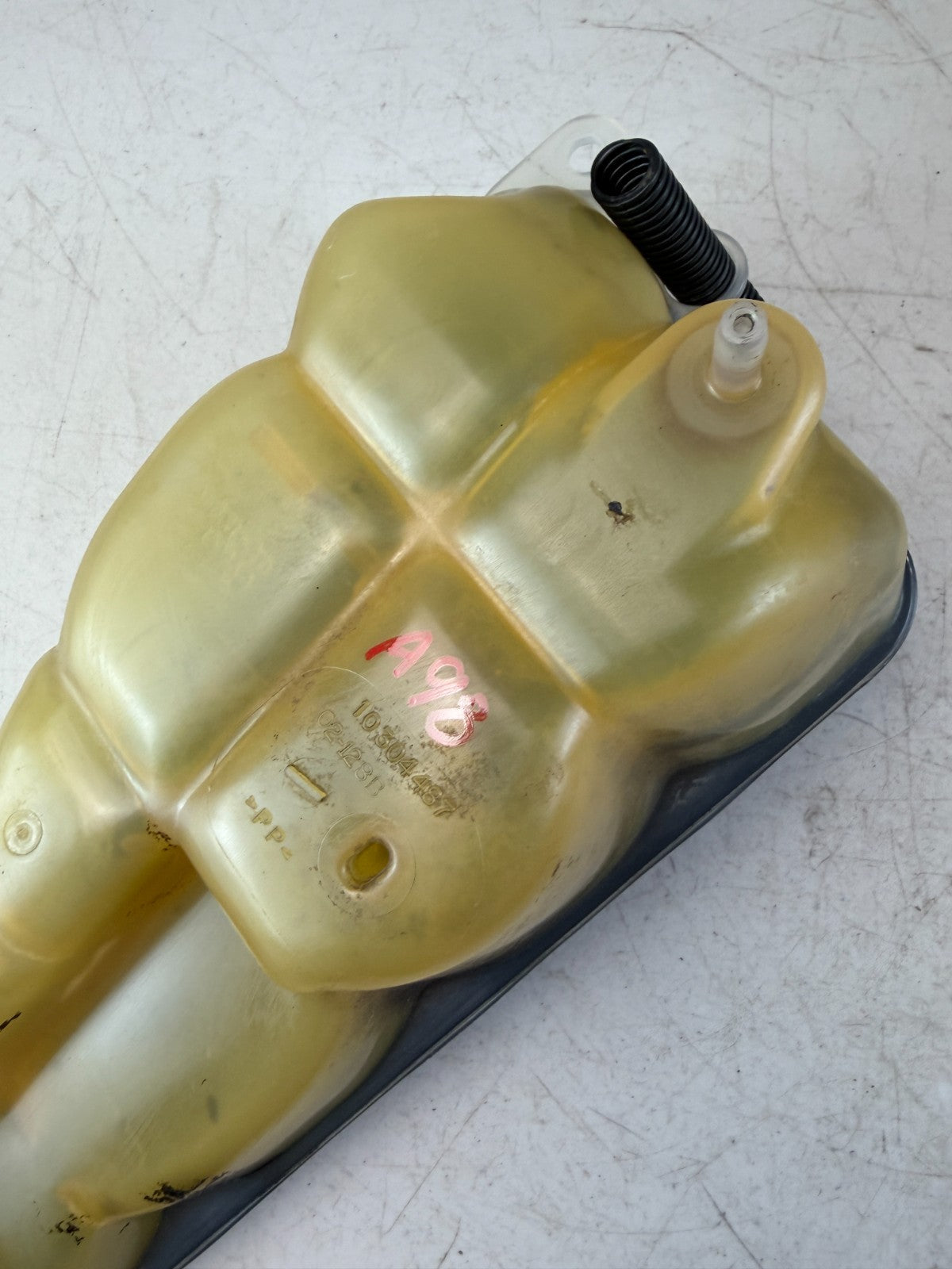 2005-2013 CHEVROLET CORVETTE COOLANT EXPANSION TANK RESERVOIR TANK 10304487 OEM