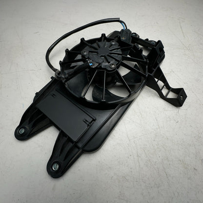 14-19 CHEVROLET CORVETTE AUTOMATIC TRANSMISSION COOLING FAN SHROUD ASSEMBLY OEM