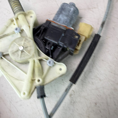 2017-2020 MASERATI LEVANTE REAR LEFT SIDE DOOR WINDOW REGULATOR MOTOR 670104206