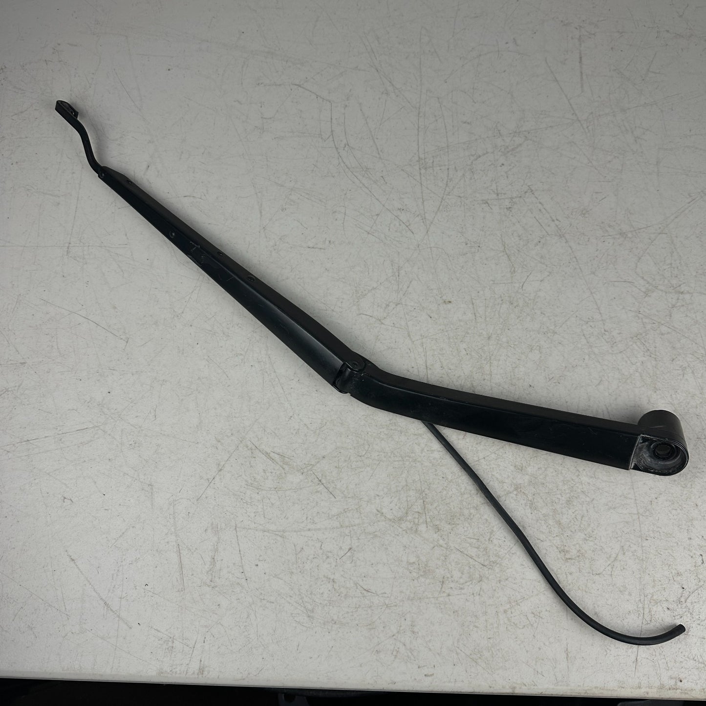 2014-2019 CHEVROLET CORVETTE FRONT WINDSHIELD RIGHT PASSENGER SIDE WIPER ARM OEM