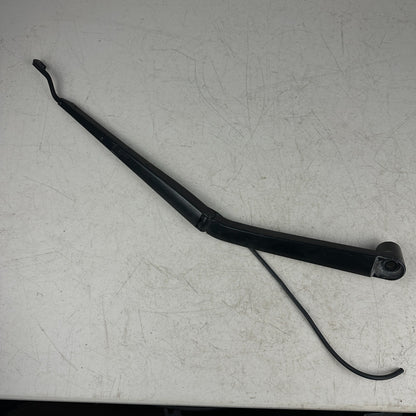 2014-2019 CHEVROLET CORVETTE FRONT WINDSHIELD RIGHT PASSENGER SIDE WIPER ARM OEM