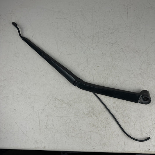 2014-2019 CHEVROLET CORVETTE FRONT WINDSHIELD RIGHT PASSENGER SIDE WIPER ARM OEM