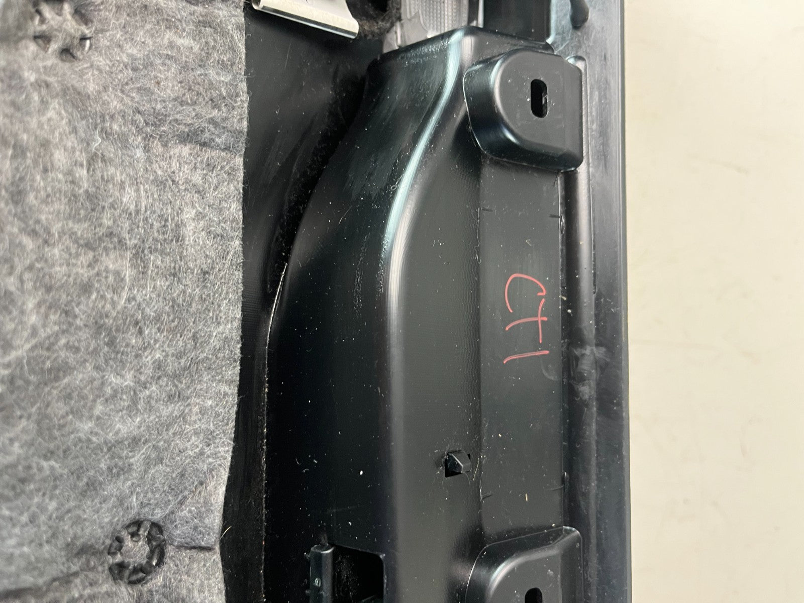 15-21 MERCEDES-BENZ W205 C300 DASH GLOVE BOX STORAGE COMPARTMENT A2056801091 OEM
