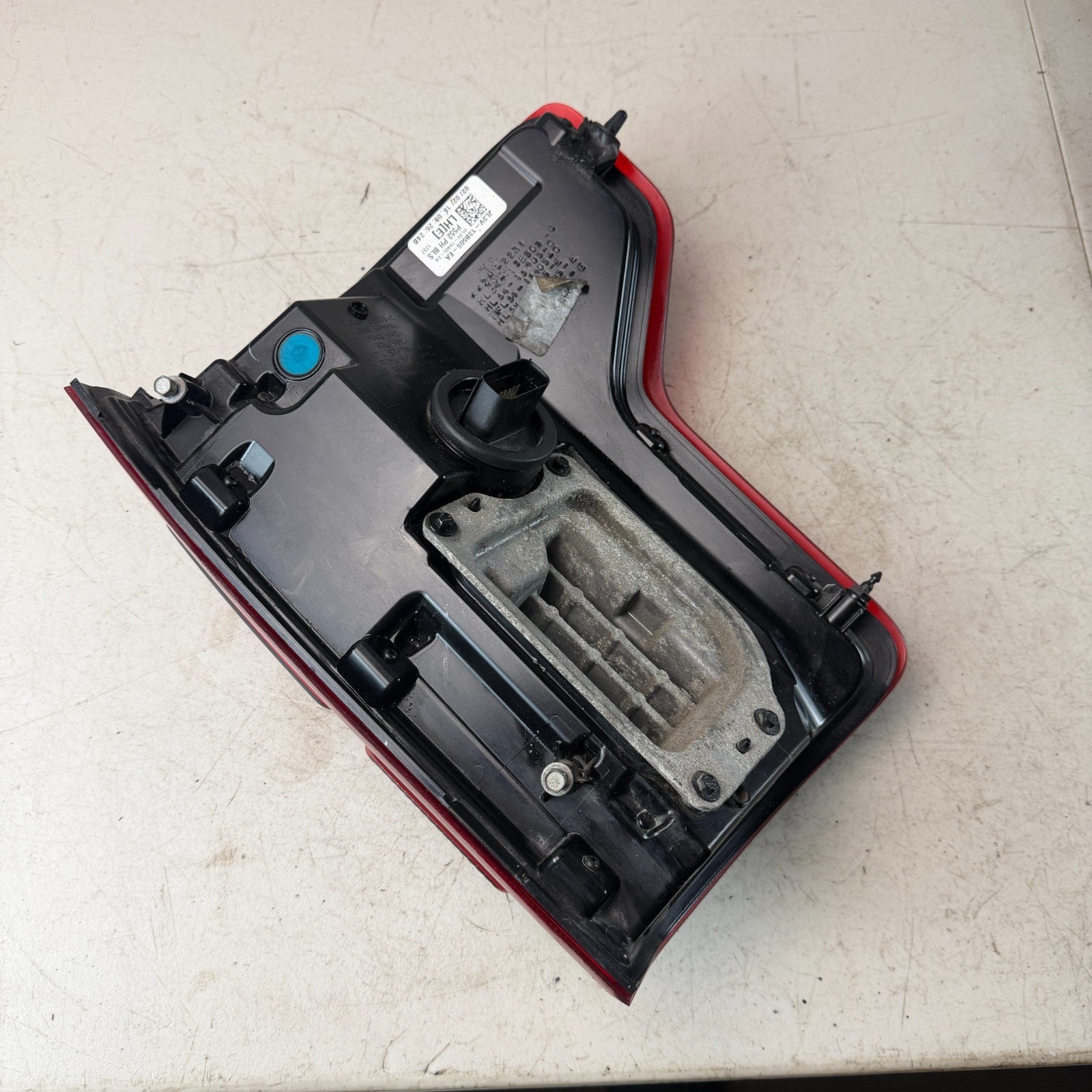 2017-2020 FORD F-150 RAPTOR REAR LEFT DRIVER SIDE TAIL LIGHT LAMP JL3V-13B505-EA