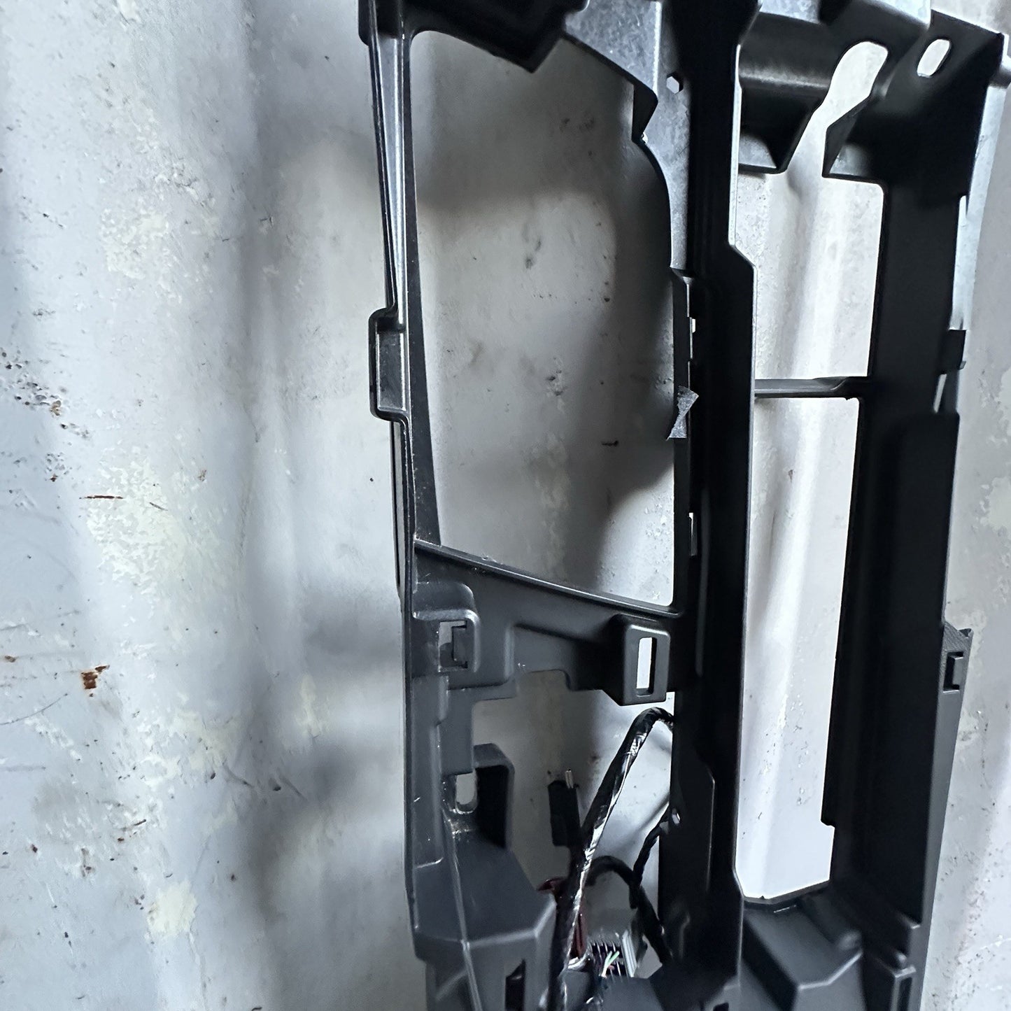 2014-2019 CHEVROLET CORVETTE C7 CENTER CONSOLE BASE OEM
