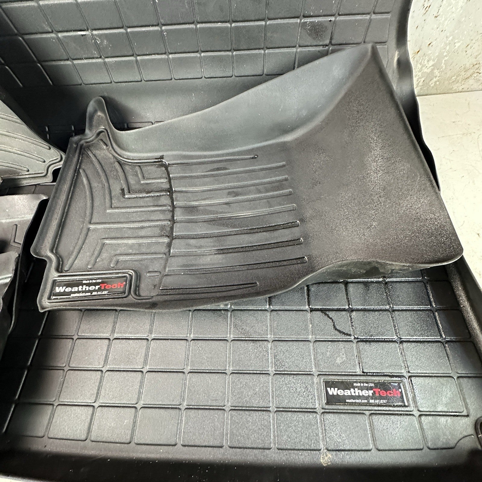 2009-2015 Cadillac CTS-V Weather Tech Floor/Trunk Rubber Floor Mats Set 5 PIECES