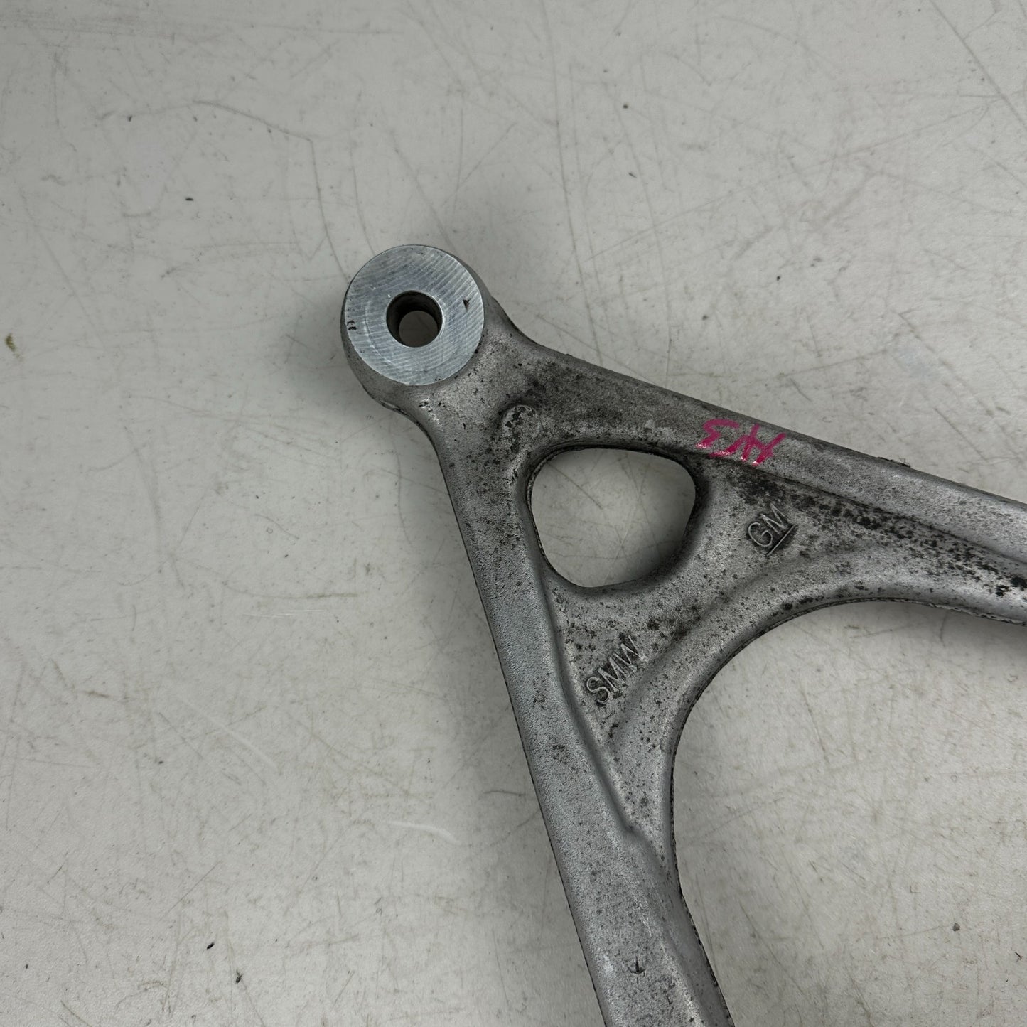 2014-2019 CHEVROLET CORVETTE C7 REAR RIGHT PASSENGER SIDE UPPER CONTROL ARM OEM