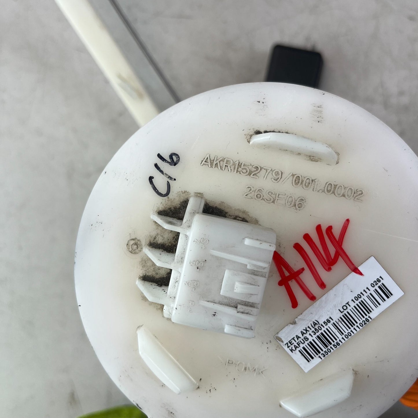 2010-2015 CHEVROLET CAMARO FUEL TANK PUMP SENDING LEVEL UNIT ASSEMBLY 13501561