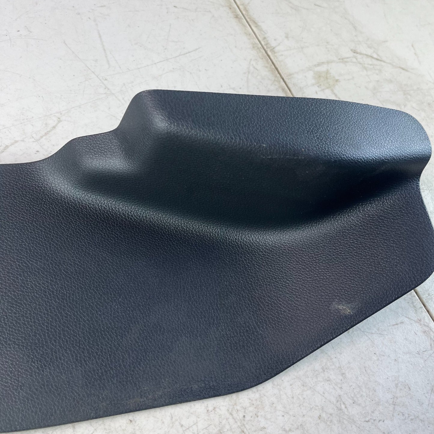 2017 - 2022 HONDA CR-V CENTER CONSOLE RIGHT SIDE FORWARD TRIM COVER PANEL OEM