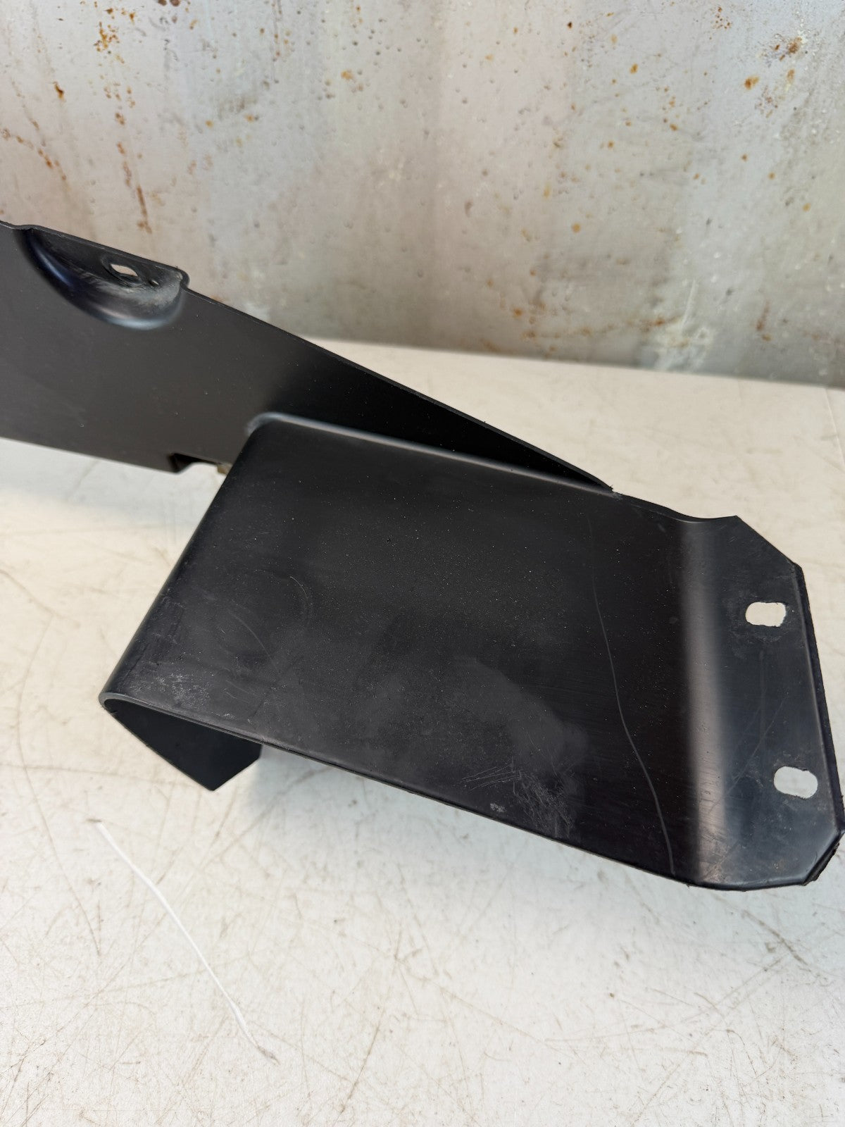2005-2013 CHEVROLET CORVETTE FRONT LOWER BUMPER FASCIA EXTENSION 10332915 OEM
