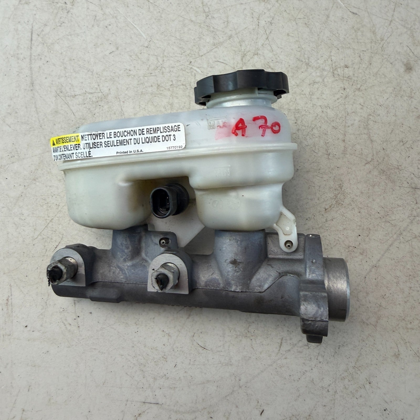 05-13 CHEVROLET CORVETTE C6 BRAKE MASTER CYLINDER WITH RESERVOIR TANK 15770192
