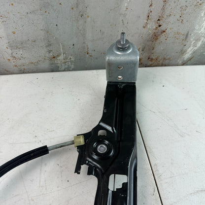 2017-2024 MASERATI LEVANTE REAR RIGHT PASSENGER DOOR WINDOW REGULATOR 670104205