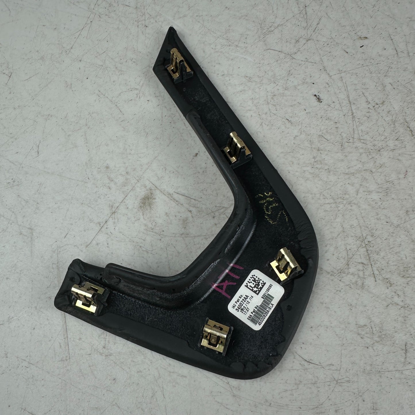 2014-19 CORVETTE C7 CENTER CONSOLE LEATHER INTERIOR CORNER TRIM PANEL BLACK OEM