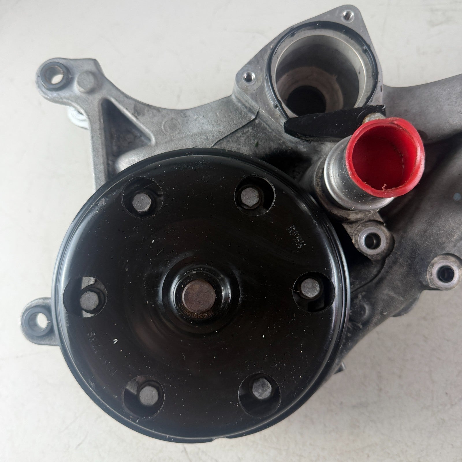 2014 - 2019 CHEVROLET CORVETTE C7 ENGINE COOLING PUMP & HOUSING 12653750 OEM
