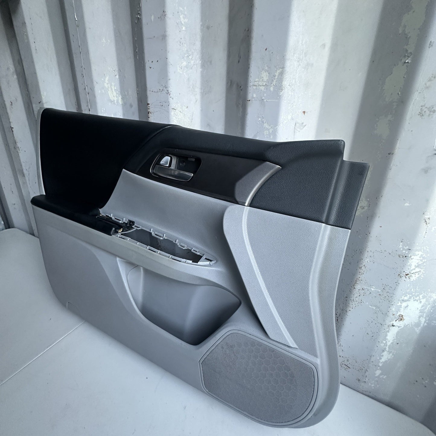 13-17 Honda Accord Front Left Driver Sedan Door Trim Panel GRAY/BLACK Leather
