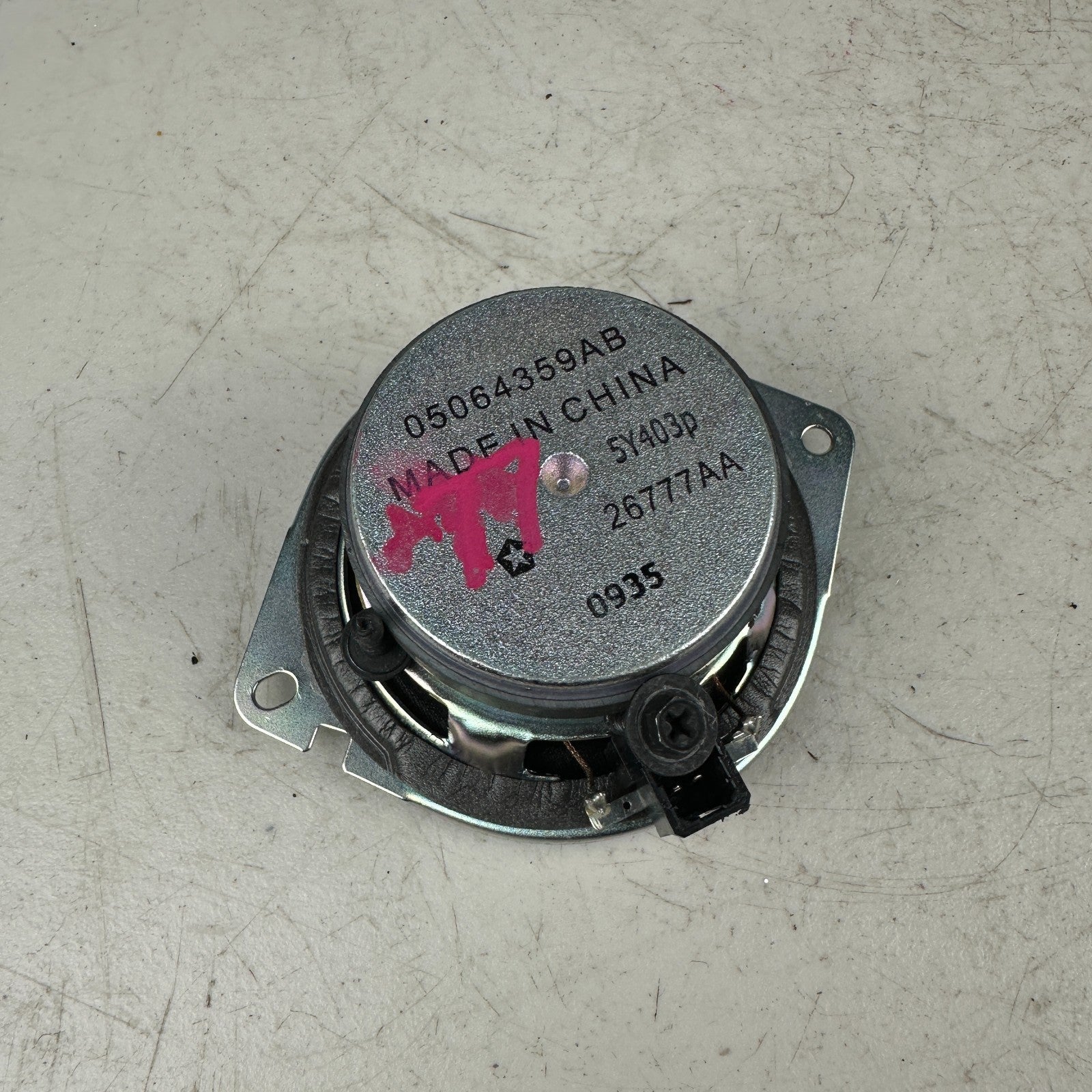 2015-2023 DODGE CHALLENGER FRONT DASHBOARD AUDIO SOUND SPEAKER 05064359AB OEM