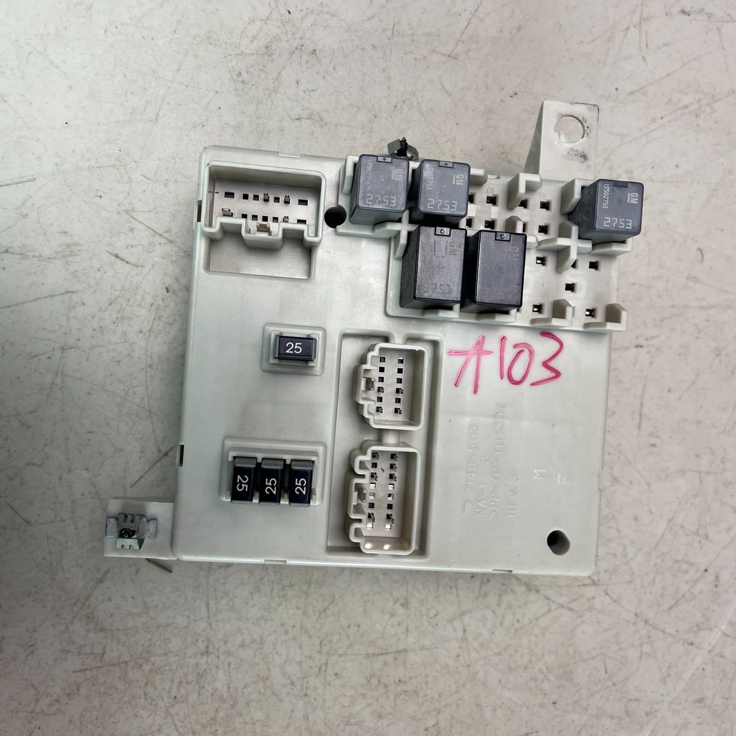 08-14 CADILLAC CTS-V INTERIOR CABIN FUSE BOX RELAY JUNCTION BLOCK 7140-5031 OEM