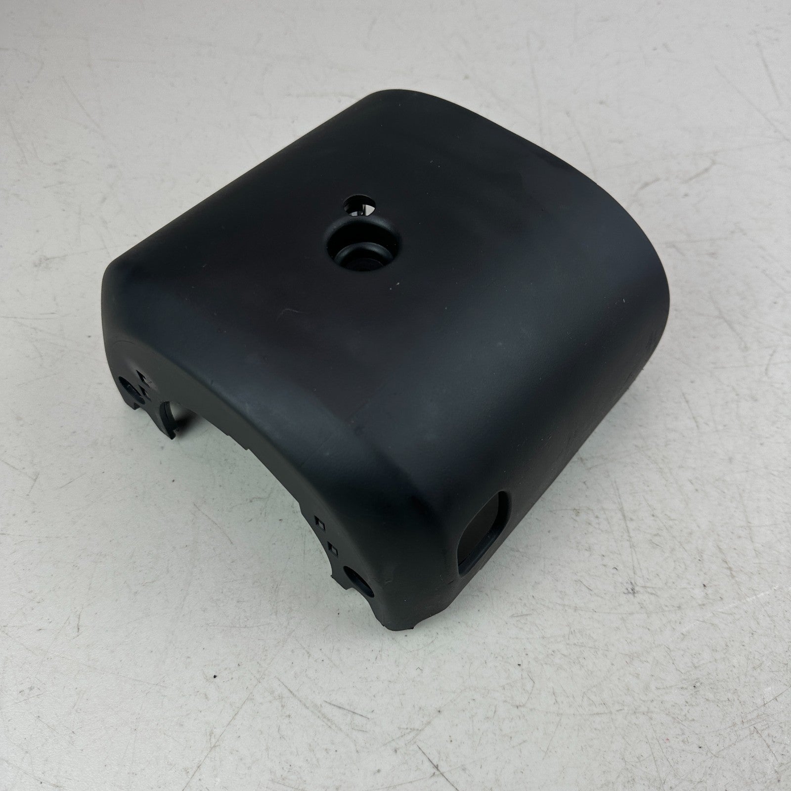 14-19 CORVETTE STEERING COLUMN HOUSING LOWER COVER TRIM W/ ANTI-THEFT MODULE OEM