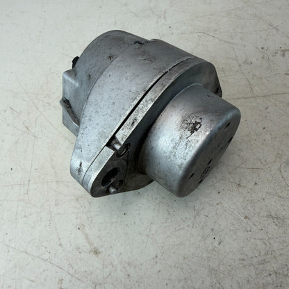 2017-2024 CHEVY CAMARO FRONT RIGHT PASSENGER SIDE ENGINE MOTOR MOUNT 84122578