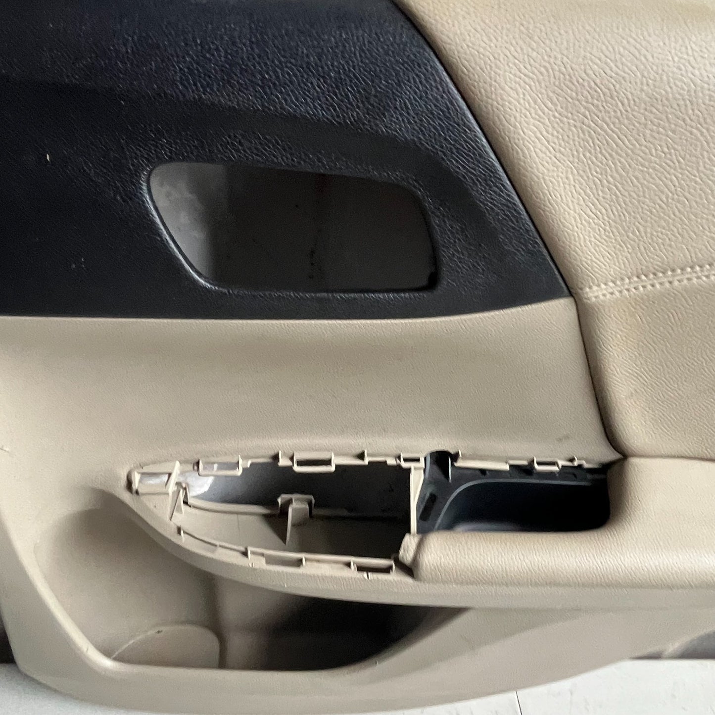 2013-2017 HONDA ACCORD REAR RIGHT PASSENGER SIDE INTERIOR DOOR TRIM PANEL OEM
