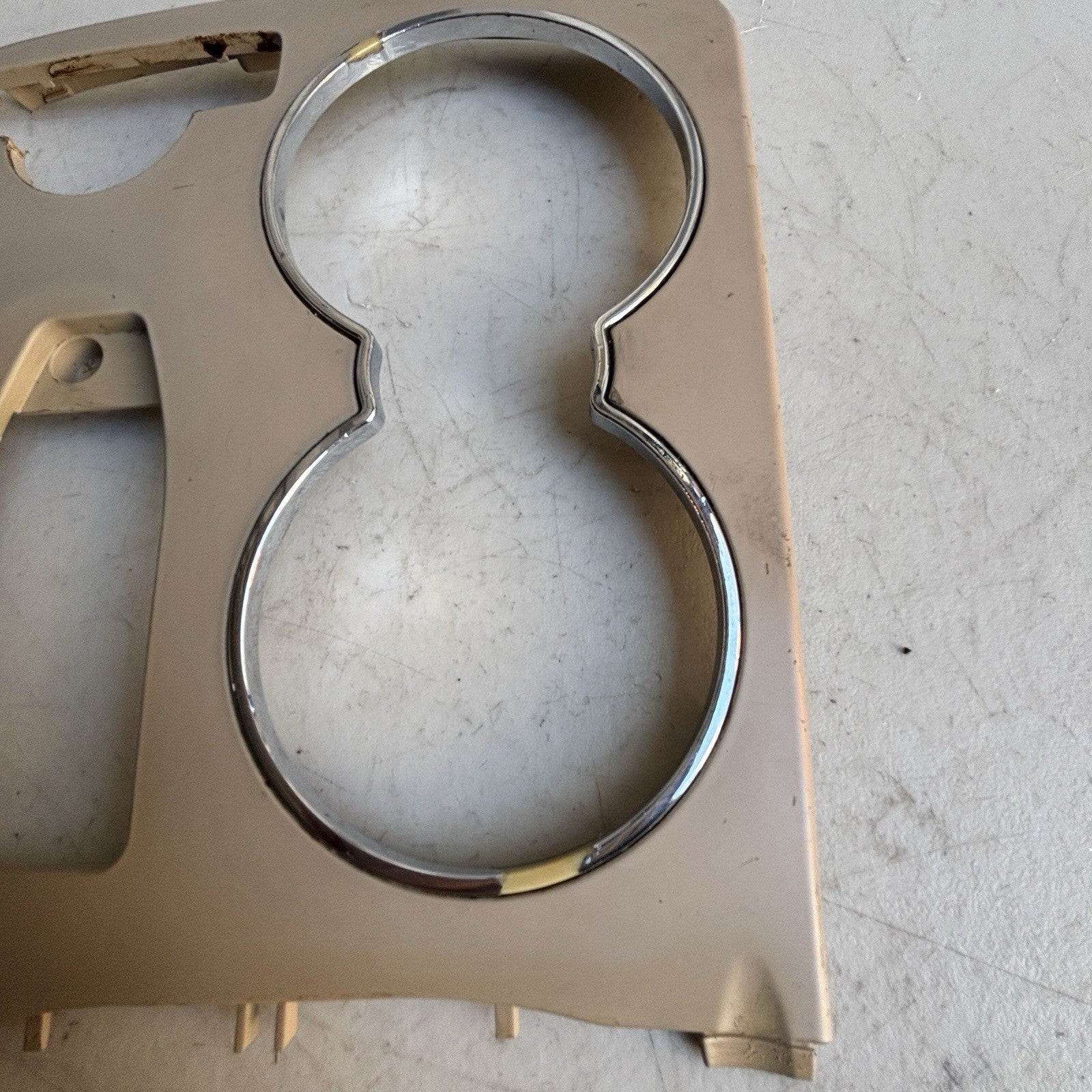 08-11 Mercedes W204 C250 C300 Center Console Cup Holder Bezel Trim Beige OEM