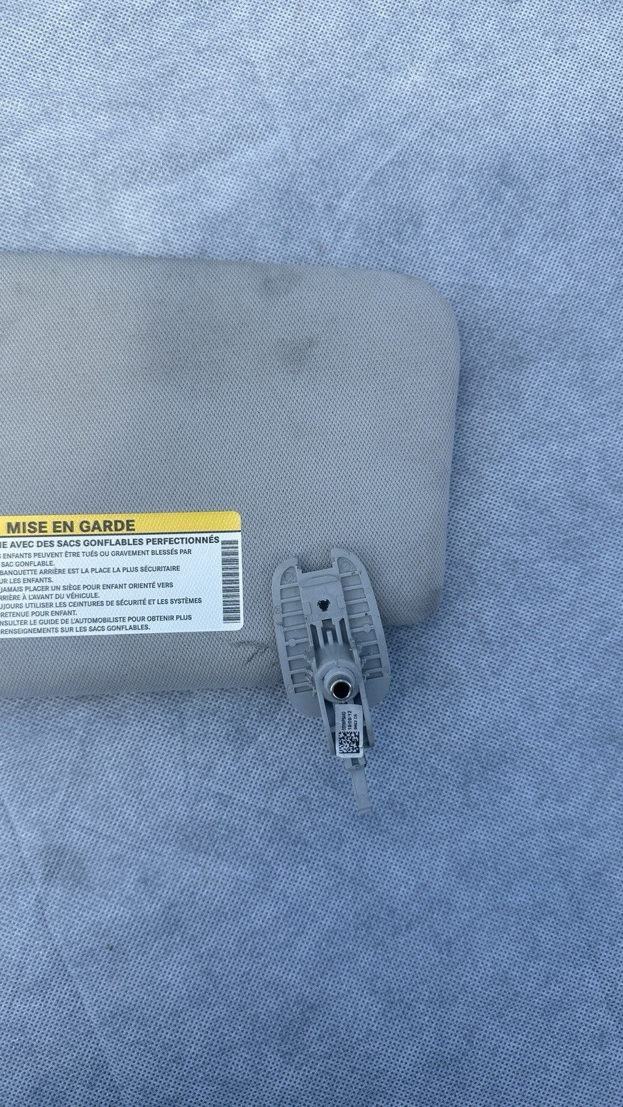 2017-2020 JEEP COMPASS PASSENGER SUN VISOR