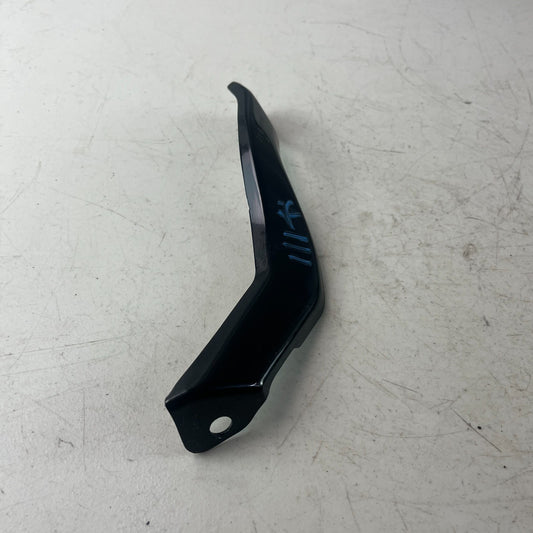 2016-2024 CHEVY CAMARO RIGHT FENDER MOUNT GUIDE SUPPORT BRACKET 23438029 OEM