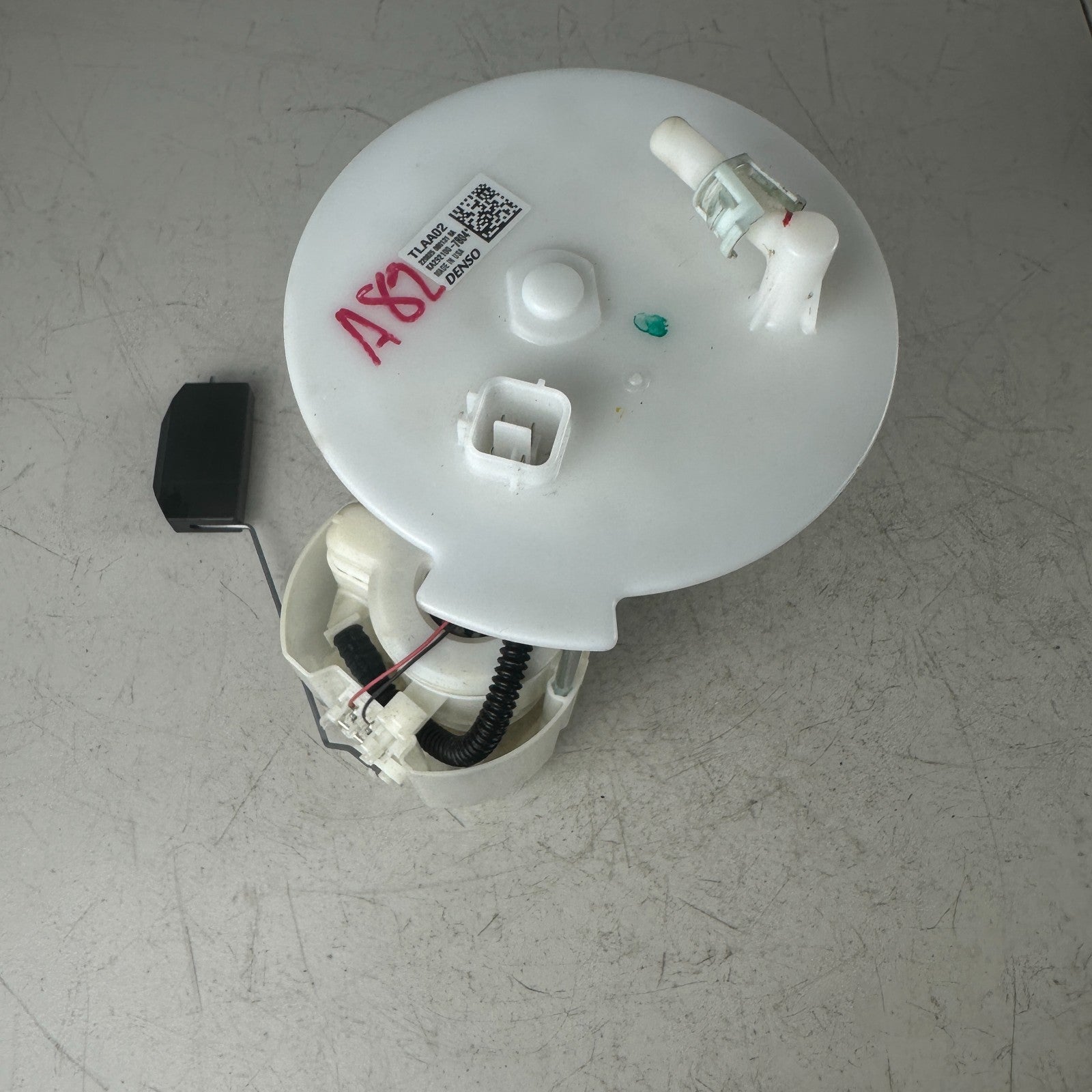 2023 - 2024 HONDA HR-V 2.0L ENGINE FUEL GAS TANK PUMP UNIT KA292100-7804 OEM